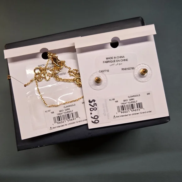 KATE SPADE NWT Set "Treat Yourself" Necklace Earrings Gold - Picture 4 of 4